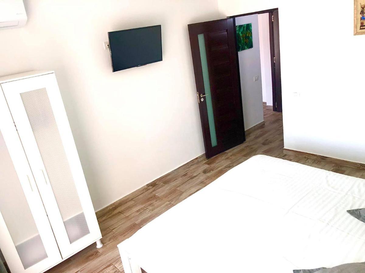 Mustaciosul Dunarii Hotel Eselnita Luaran gambar