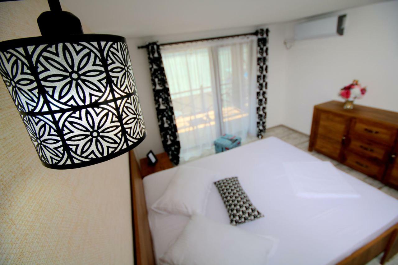 Mustaciosul Dunarii Hotel Eselnita Luaran gambar