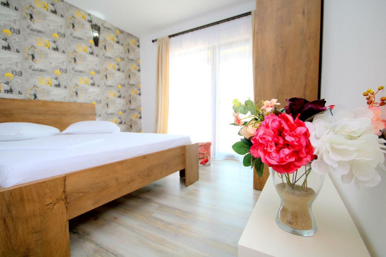 Mustaciosul Dunarii Hotel Eselnita Luaran gambar